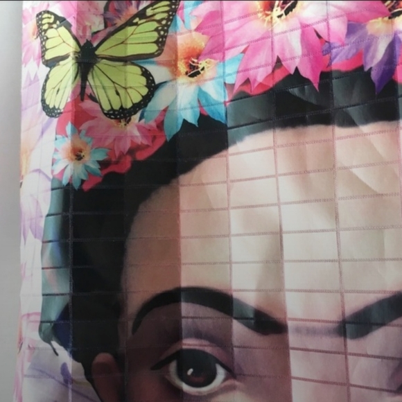 Under Groove Frida Kahlo Graphic Tee Artist Tile - Picture 2 of 7